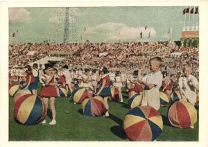 Физкультурный парад Москва 1954 год ― Лучший магазин по коллекционированию pugachev-studio.ru